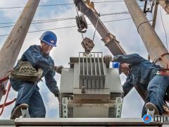 長(zhǎng)治市平順縣龍溪鎮(zhèn)消軍嶺村村民，取暖用上了“煤改電”