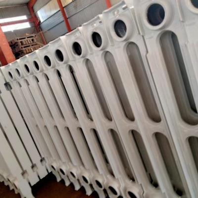 平面680鑄鐵散熱器家用水暖片